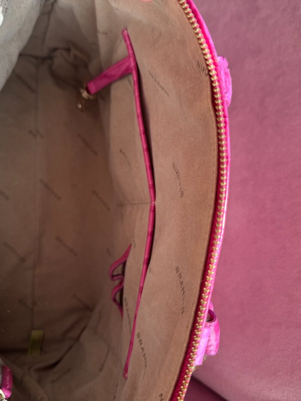 Pink Brahmin Bag with dustcover- like new - Picture 5 of 8